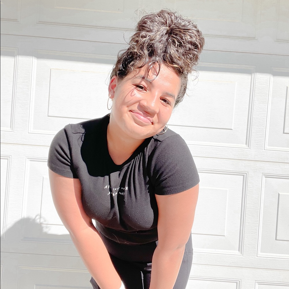 Meet your Posher, Omi